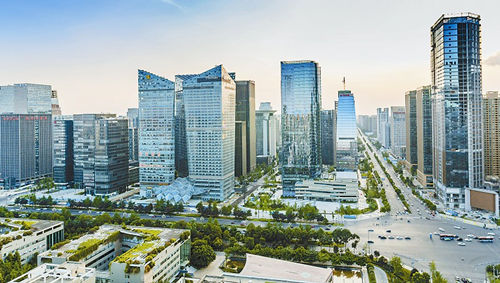 成都高新區集中開工12個高端制造業項目