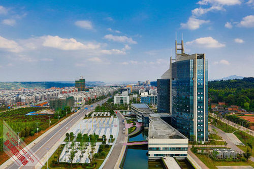 宜賓市屏山縣“三產三化”確?？h域經濟穩增長