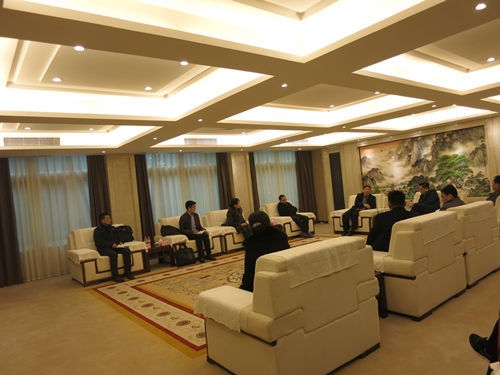 重慶銅梁區(qū)區(qū)委書記陳勇與我院國家高新區(qū)調研組專家親切會晤